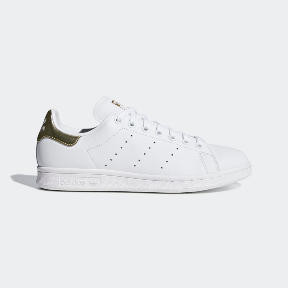 TAKING OFFERS Rare Stan Smith Gold Size 8 Women